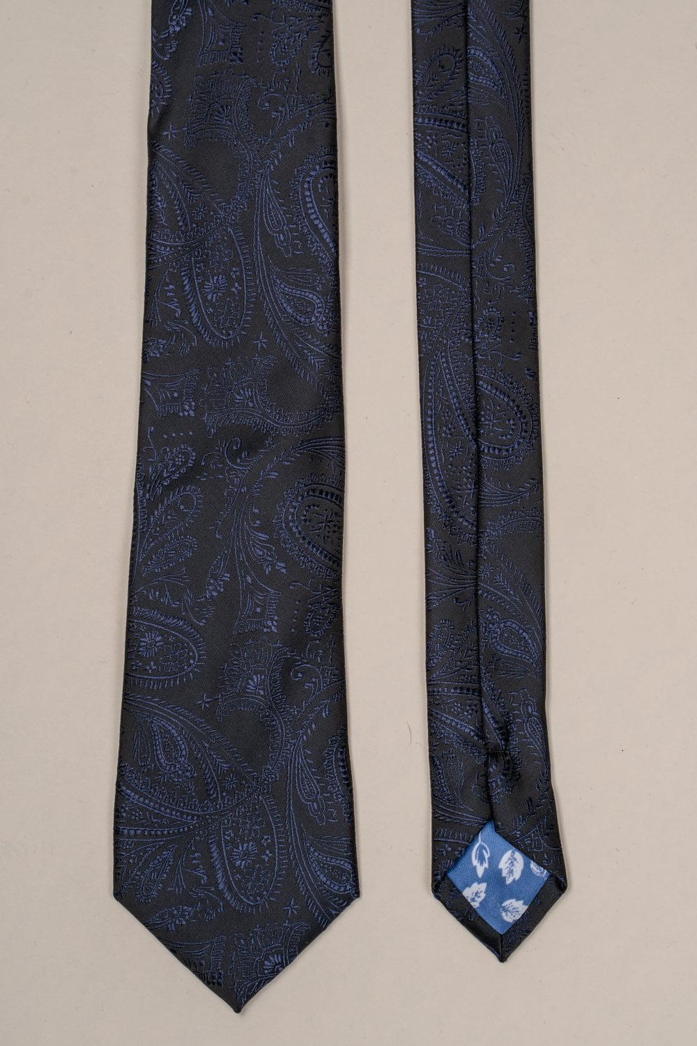 HOUSE OF CAVANI TIES